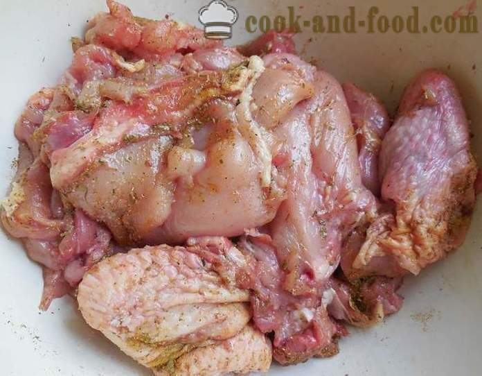 Ayam barbeku di panggangan - Lidi lazat dan berair ayam dalam sos tomato - satu langkah demi langkah resipi foto