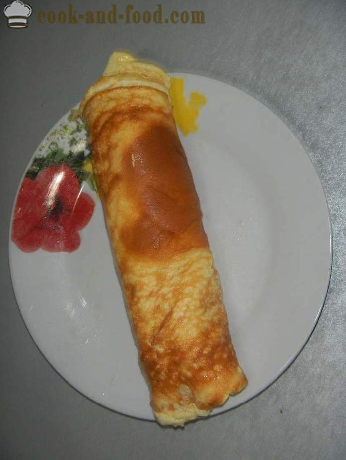 Roll dadar dengan keju krim, dan sturgeon - bagaimana untuk memasak omletny roll dengan pemadat, langkah demi langkah resipi dengan gambar.