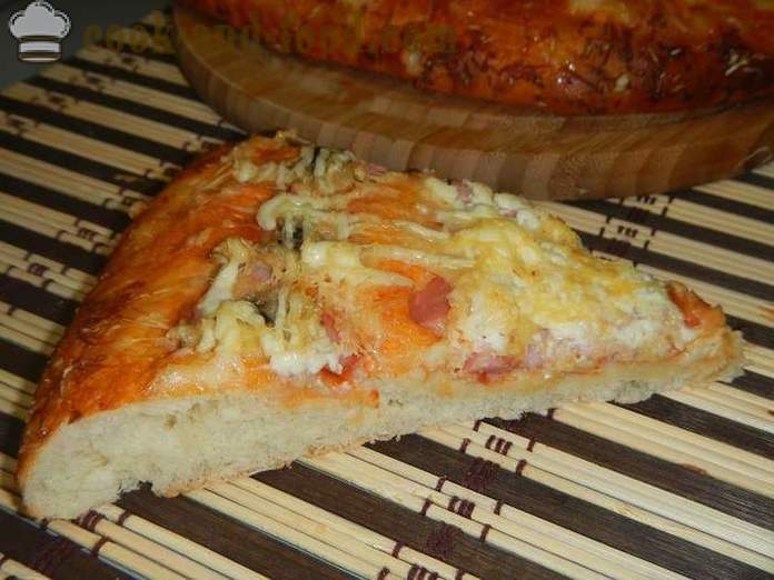 Pizza buatan sendiri dalam ketuhar - satu langkah demi langkah resipi dengan gambar pizza lazat doh yis