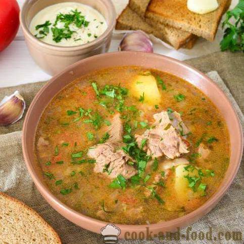 Resipi sup Kharcho di rumah