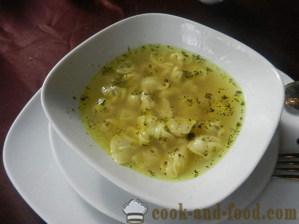 Sup ukrainian dengan ladu, resipi memasak